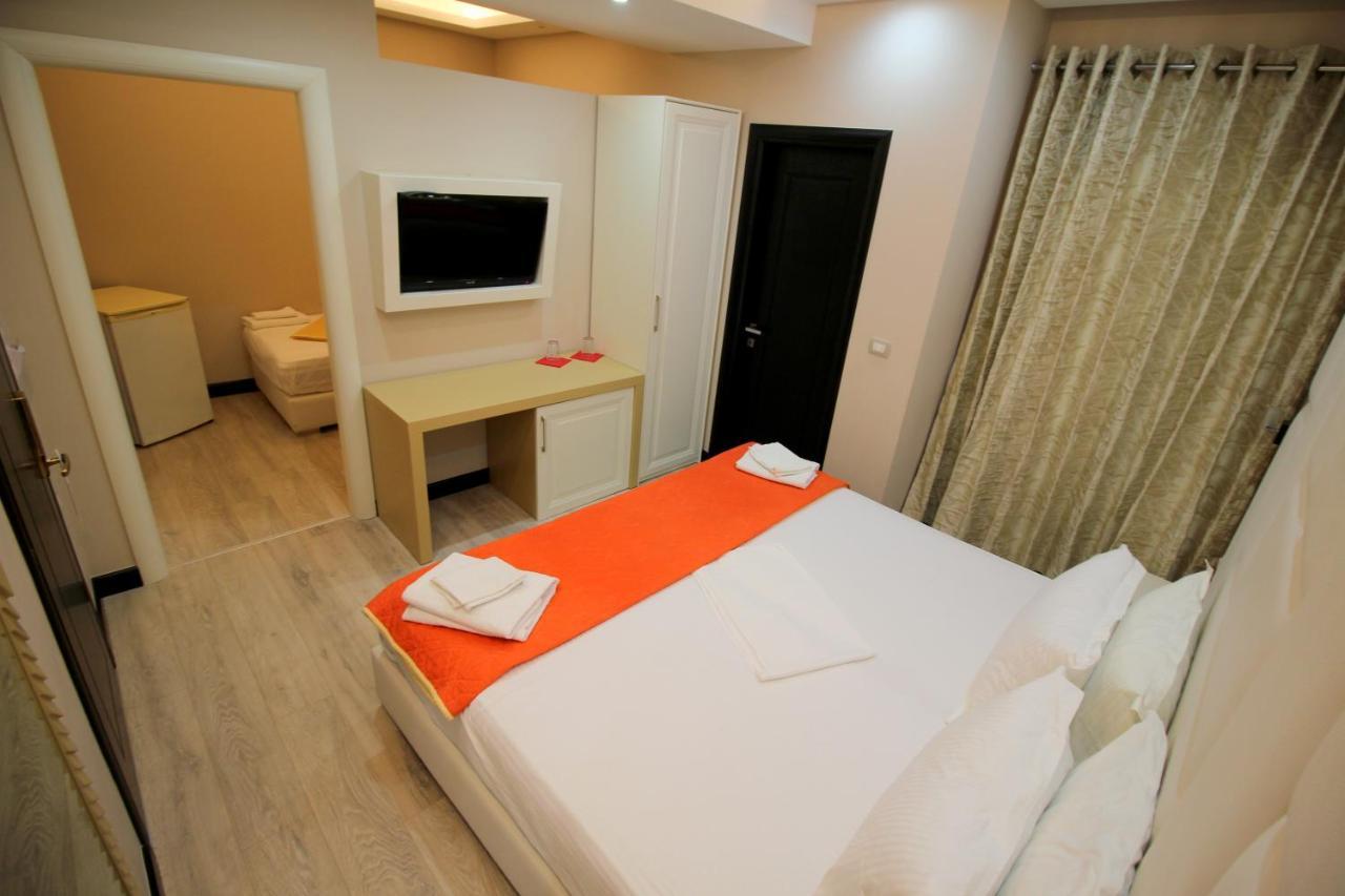 Hotel Strora Sarandë Esterno foto