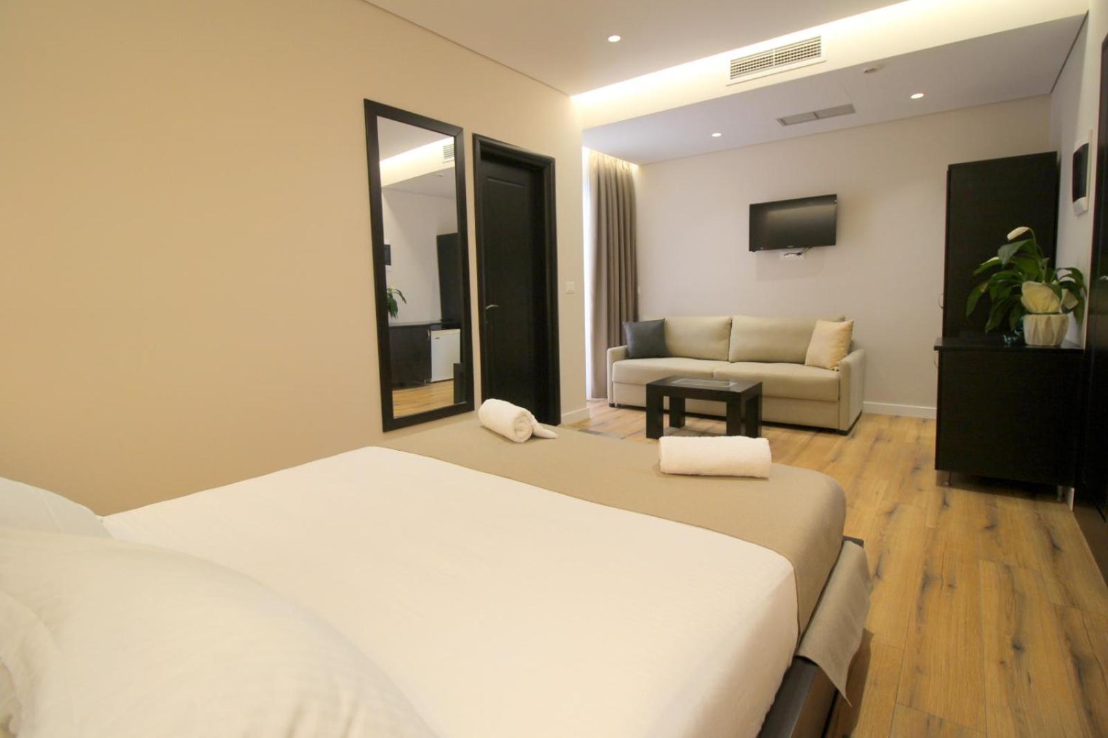 Hotel Strora Sarandë Esterno foto