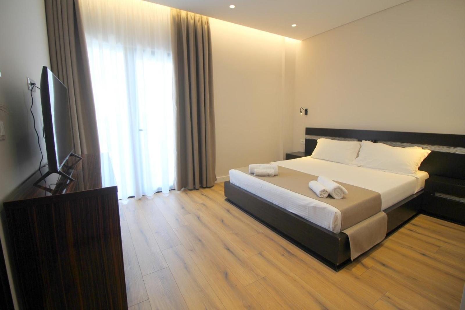 Hotel Strora Sarandë Esterno foto