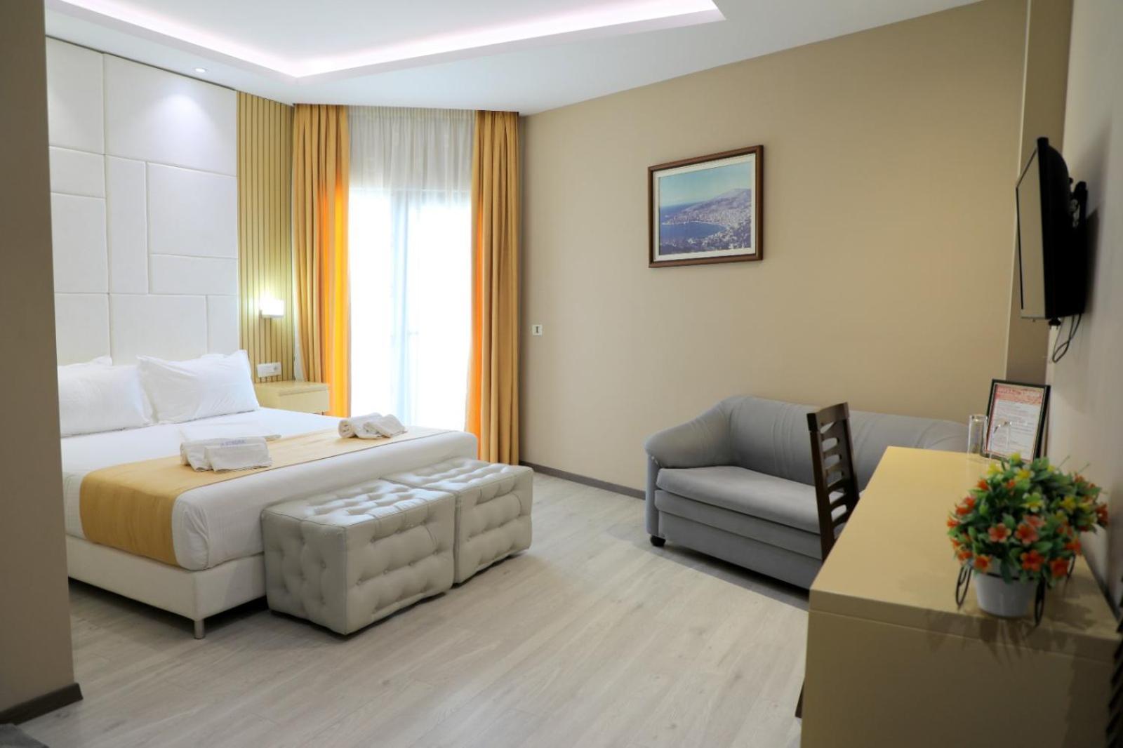 Hotel Strora Sarandë Esterno foto