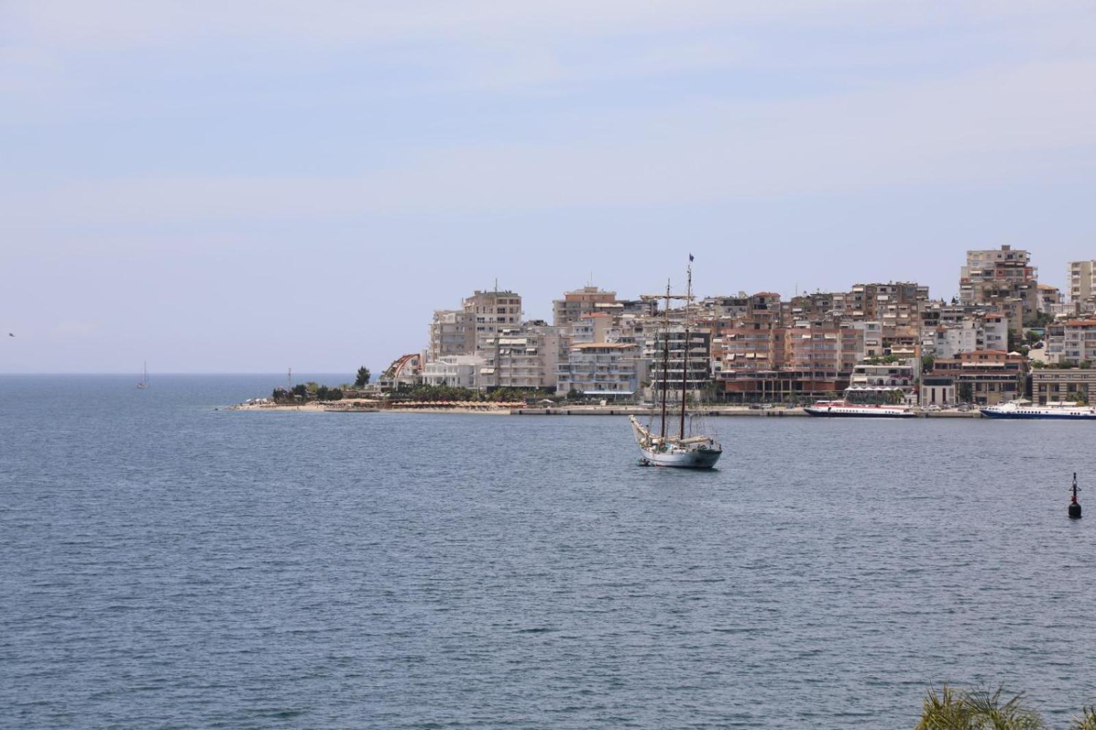 Hotel Strora Sarandë Esterno foto