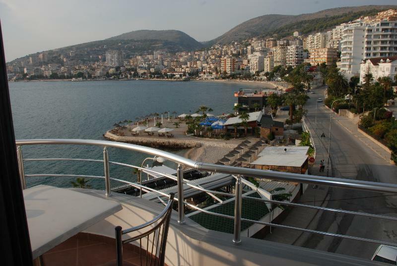Hotel Strora Sarandë Esterno foto